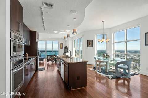 1431 RIVERPLACE Boulevard unit: 2310, Jacksonville, FL 32207
