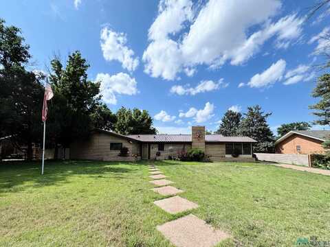 1404 Piedmont, Clovis, NM 88101