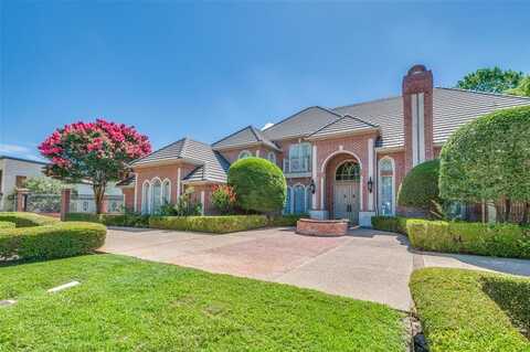 5825 Forest Highlands Drive, Fort Worth, TX 76132