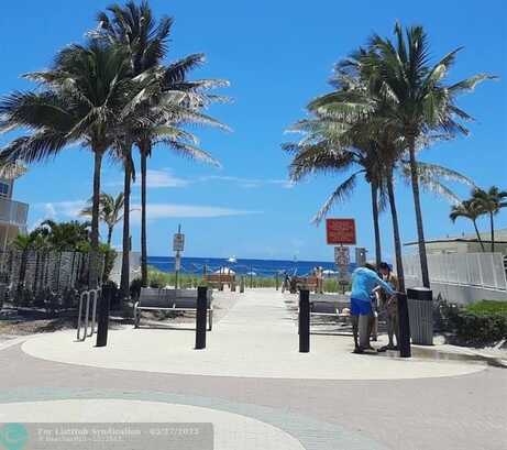3205 SE 7th St, Pompano Beach, FL 33062