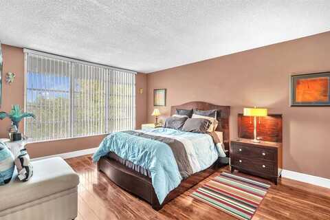 2601 S Course Dr, Pompano Beach, FL 33069