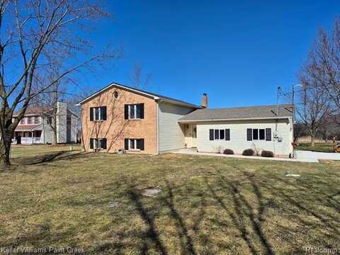 8255 BURPEE Road, Grand Blanc, MI 48439