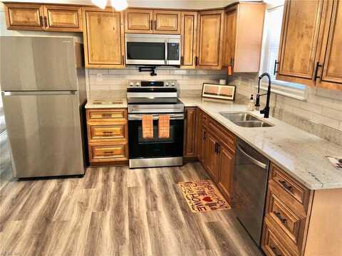 5625 Hearth Circle, Virginia Beach, VA 23464