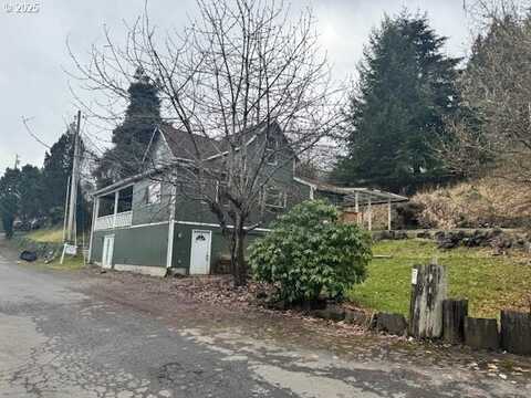 253 SW 3RD ST, Clatskanie, OR 97016