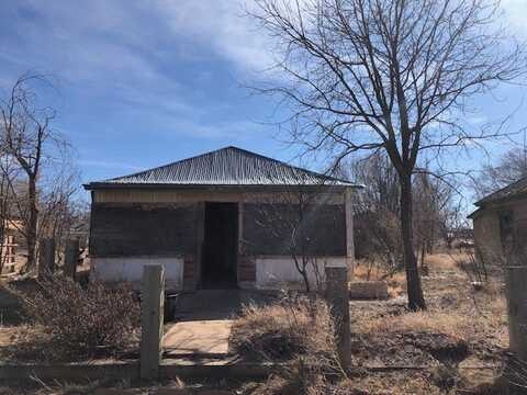 560 E Fourth Street, Vaughn, NM 88353