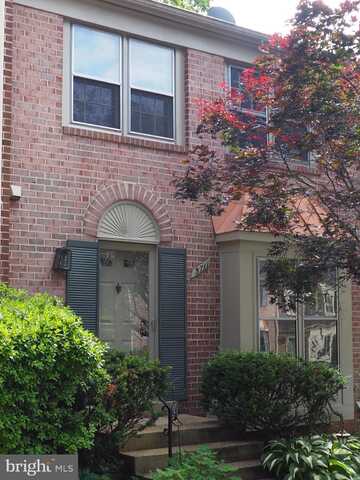 5711 CROWNLEIGH COURT, BURKE, VA 22015