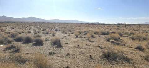 7944 E Sugarloaf Street, Kingman, AZ 86401