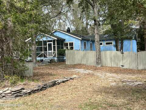 331 Seaview Road E, Wilmington, NC 28409