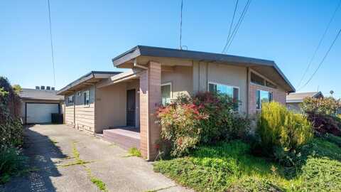 1531 1533 Camden Court, Santa Rosa, CA 95405