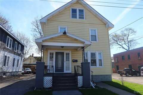 18 Auburn Avenue, Utica, NY 13501