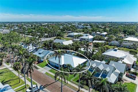 621 TRABUE AVENUE, PUNTA GORDA, FL 33950
