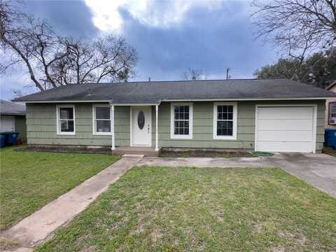 1404 E Bowie Street, Beeville, TX 78102
