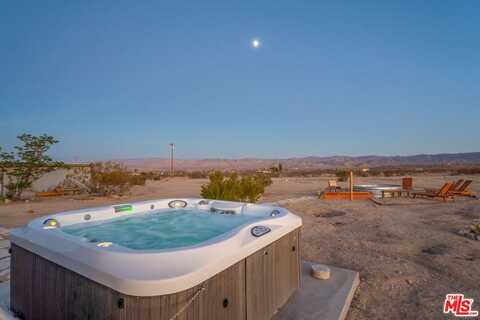 2724 Stonehill Ave, Joshua Tree, CA 92252
