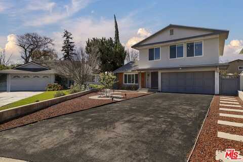 21040 Hackney St, Canoga Park, CA 91304