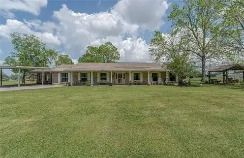170 W BERNARD Road, Simmesport, LA 71369