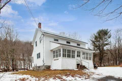105 Vintonton Road, Warnerville, NY 12194
