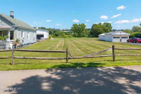 L37 Erie Terrace, Amsterdam, NY 12010