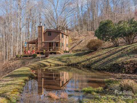 774 Mountain Lake Drive, Waynesville, NC 28785