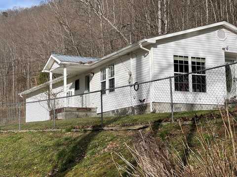 380 Crab Apple Dr, Blackey, KY 41804