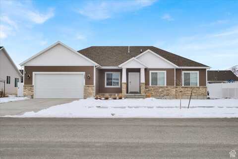 1483 E 400 S, Hyrum, UT 84319