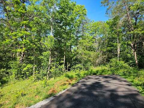 80 Granity Lane, Franklin, NC 28734