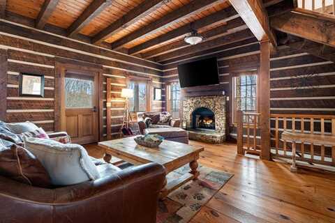 66 Lyle Mountain Trail, Franklin, NC 28734
