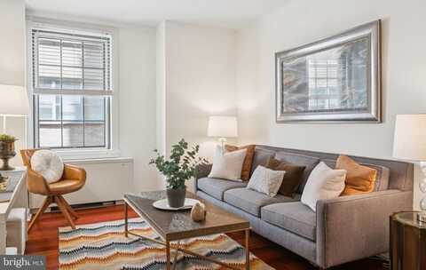 219 S 18TH STREET, PHILADELPHIA, PA 19103