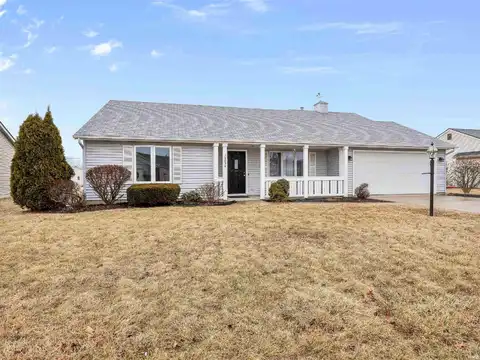 12832 Country Shoal Lane, Grabill, IN 46741