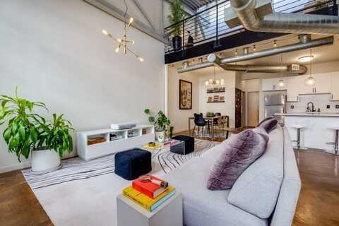 400 Village Parkway NE, Atlanta, GA 30306