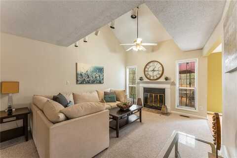 917 Edgewater Circle, Marietta, GA 30062