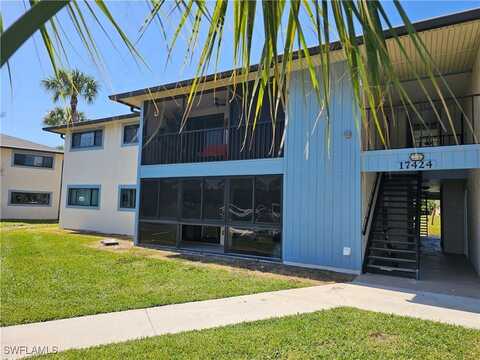 17424 Birchwood Lane, Fort Myers, FL 33908
