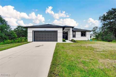 105 E 14th Street, Lehigh Acres, FL 33972