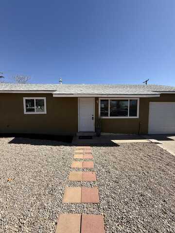 400 BATAAN Drive SW, Albuquerque, NM 87121