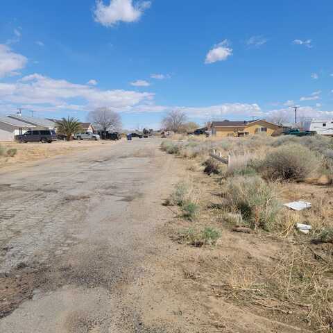 87th Street, California City, CA 93505