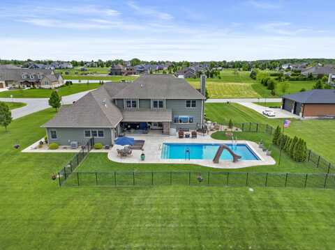 2800 W 133rd Lane, Crown Point, IN 46307
