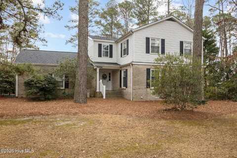 4281 Pinewood Drive, Ayden, NC 28513