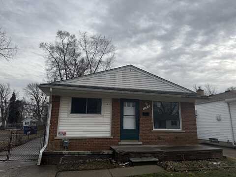 8144 Orchard Avenue, Warren, MI 48089