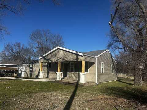 1320 N Warren Avenue, Springfield, MO 65802