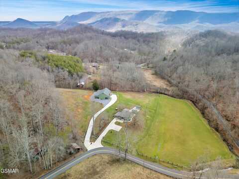 1266 S Knob Creek Road, Seymour, TN 37865