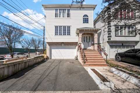 237 Geneva St, Elizabeth, NJ 07206