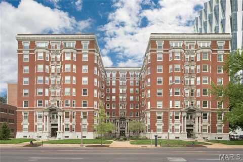 4954 Lindell Boulevard, Saint Louis, MO 63108