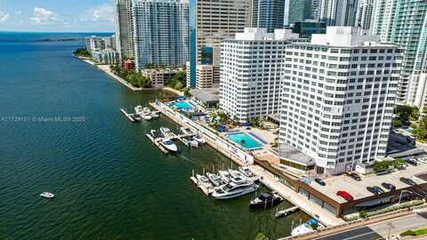 905 Brickell Bay Dr, Miami, FL 33131