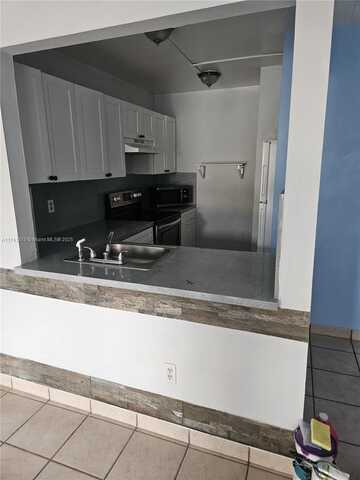 14849 SW 104th St, Miami, FL 33196