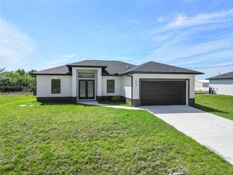 823 Frederick Reid St E, Lehigh Acres, FL 33974