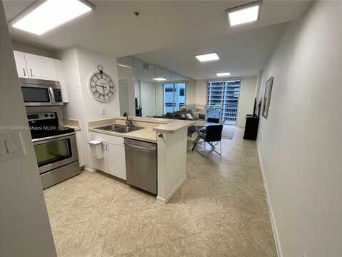 185 SE 14th Ter, Miami, FL 33131