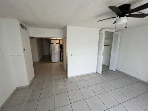 12500 NE 5th Ave, North Miami, FL 33161