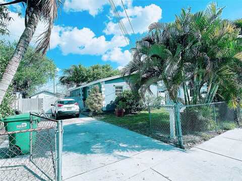 1945 NW 155th St, Miami Gardens, FL 33054