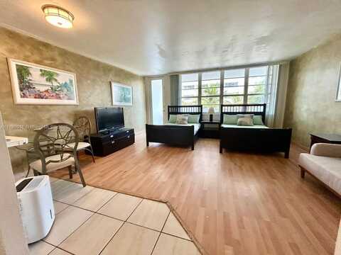 100 Lincoln Rd, Miami Beach, FL 33139