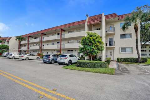 400 S Hollybrook Dr, Pembroke Pines, FL 33025