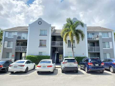 520 SW 111th Ave, Pembroke Pines, FL 33025